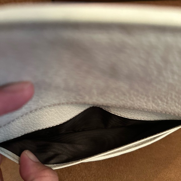 Gucci Ivory Leather/Canvas Monogram with Sherry Line Bifold Long Wallet - Picture 16 of 16